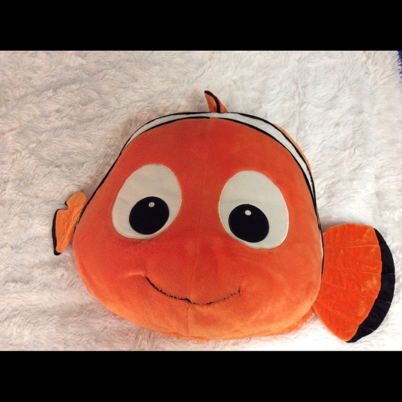 finding nemo pillow